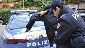 Arresto rapinatore taxi