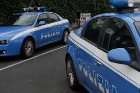 Minaccia i vicini di casa
