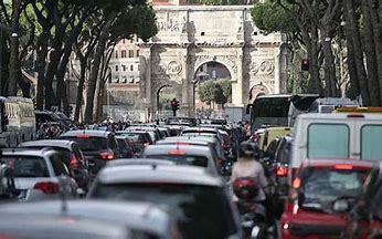 domenica stop alle auto