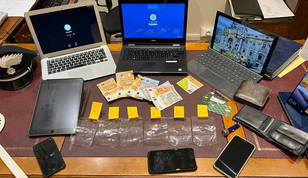 Furto sventato in un hotel del centro della Capitale