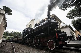 Torna Treno ville pontificie