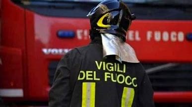 Incidente tra tre auto