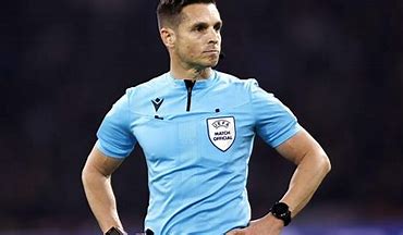 Arbitro spagnolo per La Roma