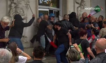 Assalto alla CGIL
