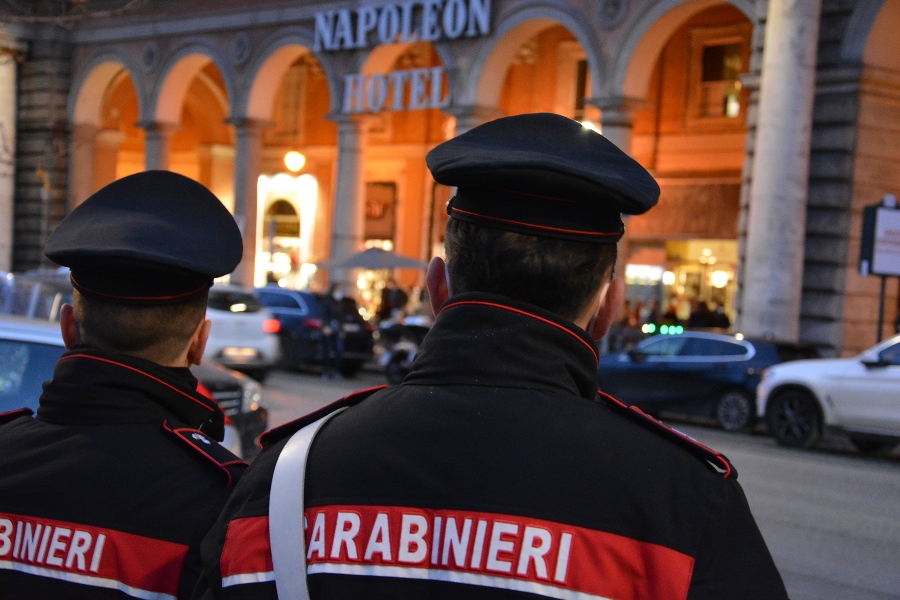 Rapina sventata dai Carabinieri in via Manin