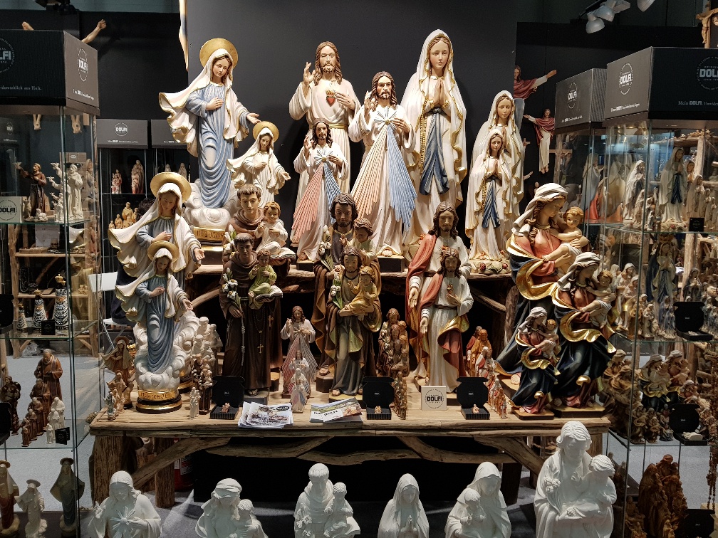 Articoli religiosi, un mercato in crescita in Italia e all'estero
