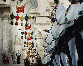 a Zoomarine Camelot