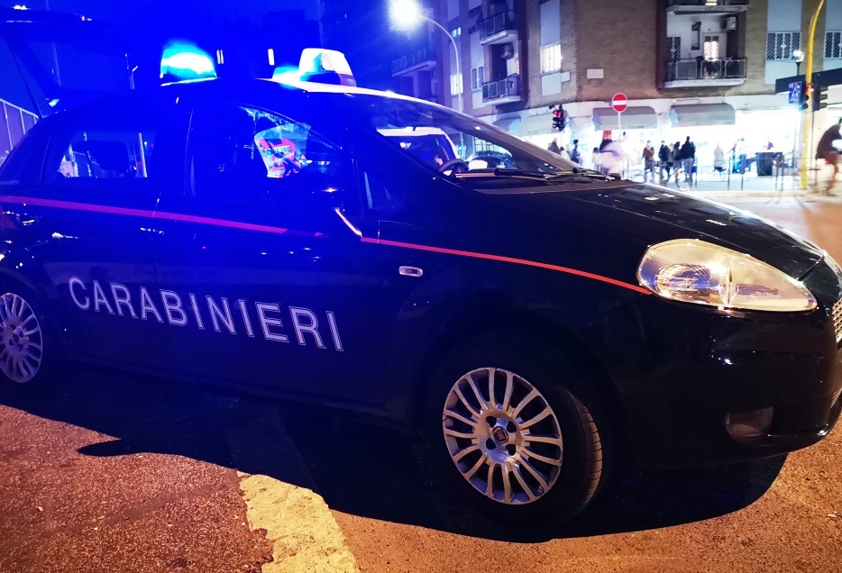Risse e rapine a Piazza Sempione: quattro minori in manette