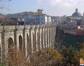 Si butta dal Ponte Ariccia