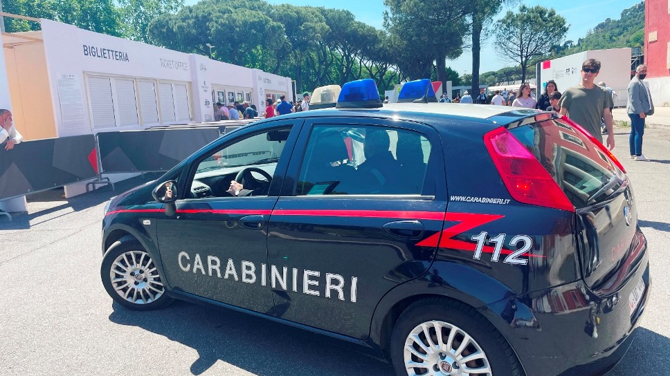 Anziana rapinata davanti allo sportello del bancomat