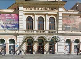 Inaugurato teatro Adriano