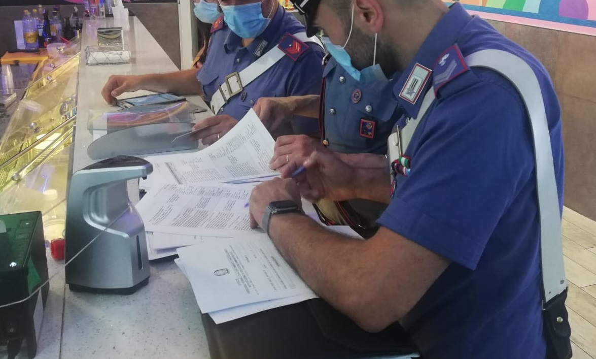 A Ladispoli chiuso per spaccio