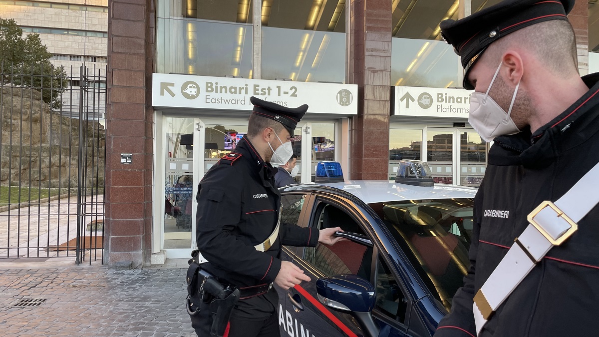 Controlli carabinieri Termini