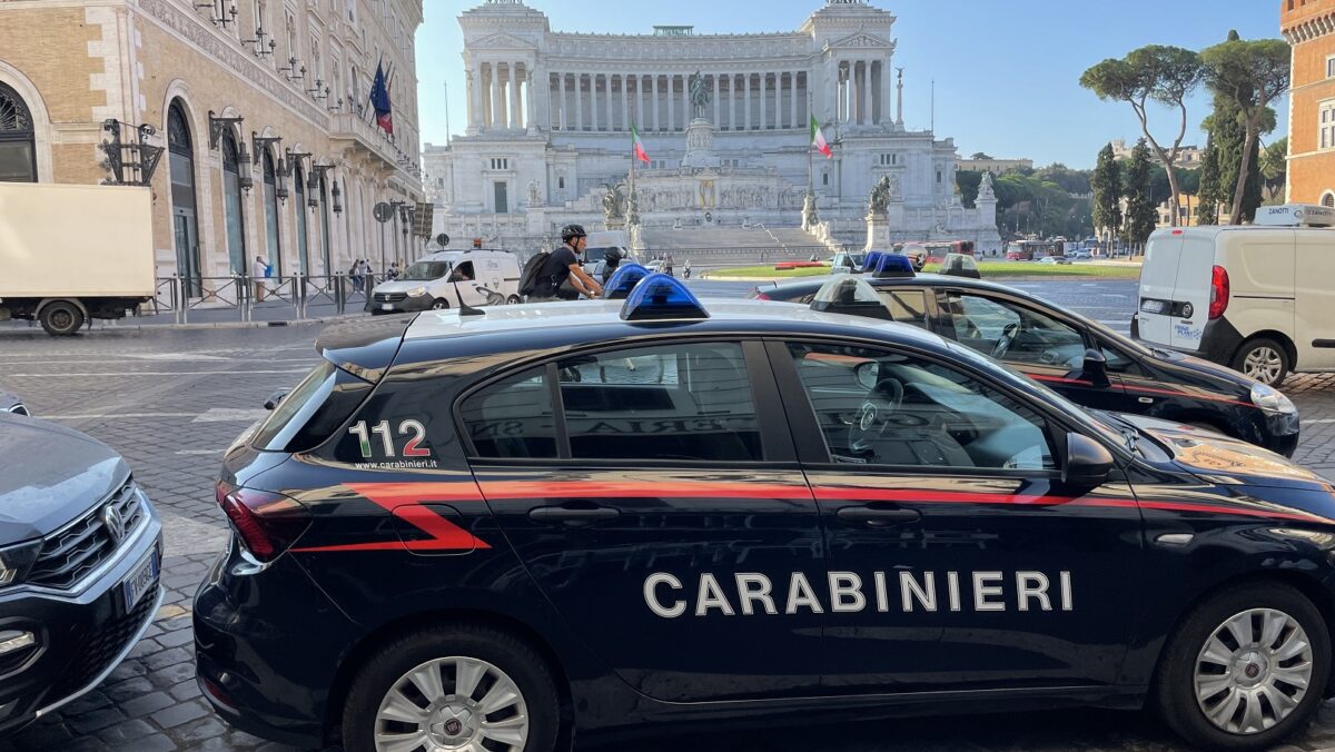 Due rapinatori nella rete dei Carabinieri del Centro Storico