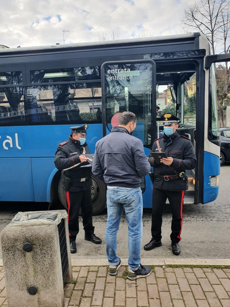 Controlli dei NAS sull'utilizzo della FFP2 sui mezzi pubblici