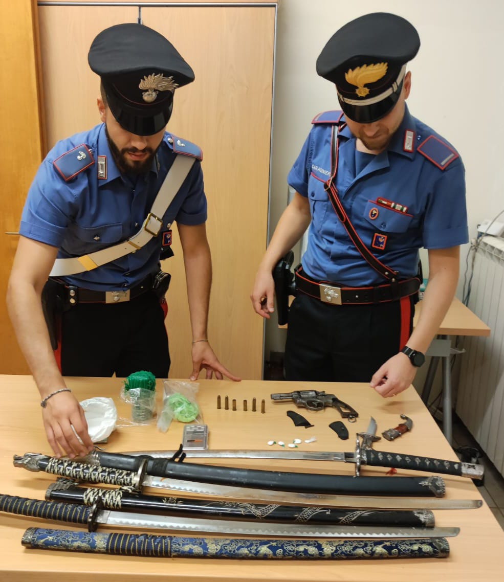 Arresto per spaccio dei Carabinieri di Pomezia