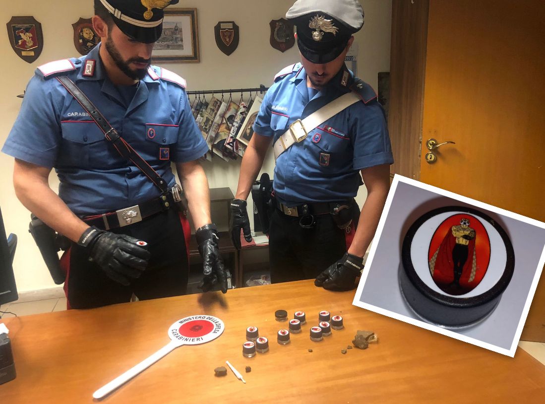I Carabinieri hanno eseguito una serie di blitz antidroga nella Capitale