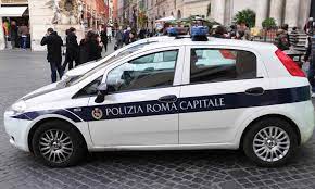 Arrestato venditore abusivo