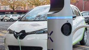 Auto elettriche costa 161%