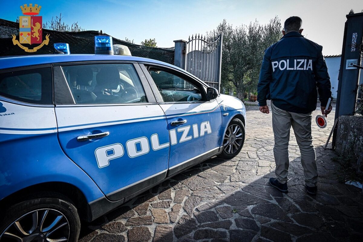 In manette dopo 17 truffe ad anziani della Capitale