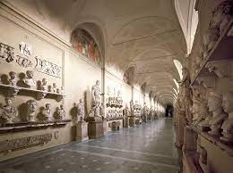 Getto' a terra sculture