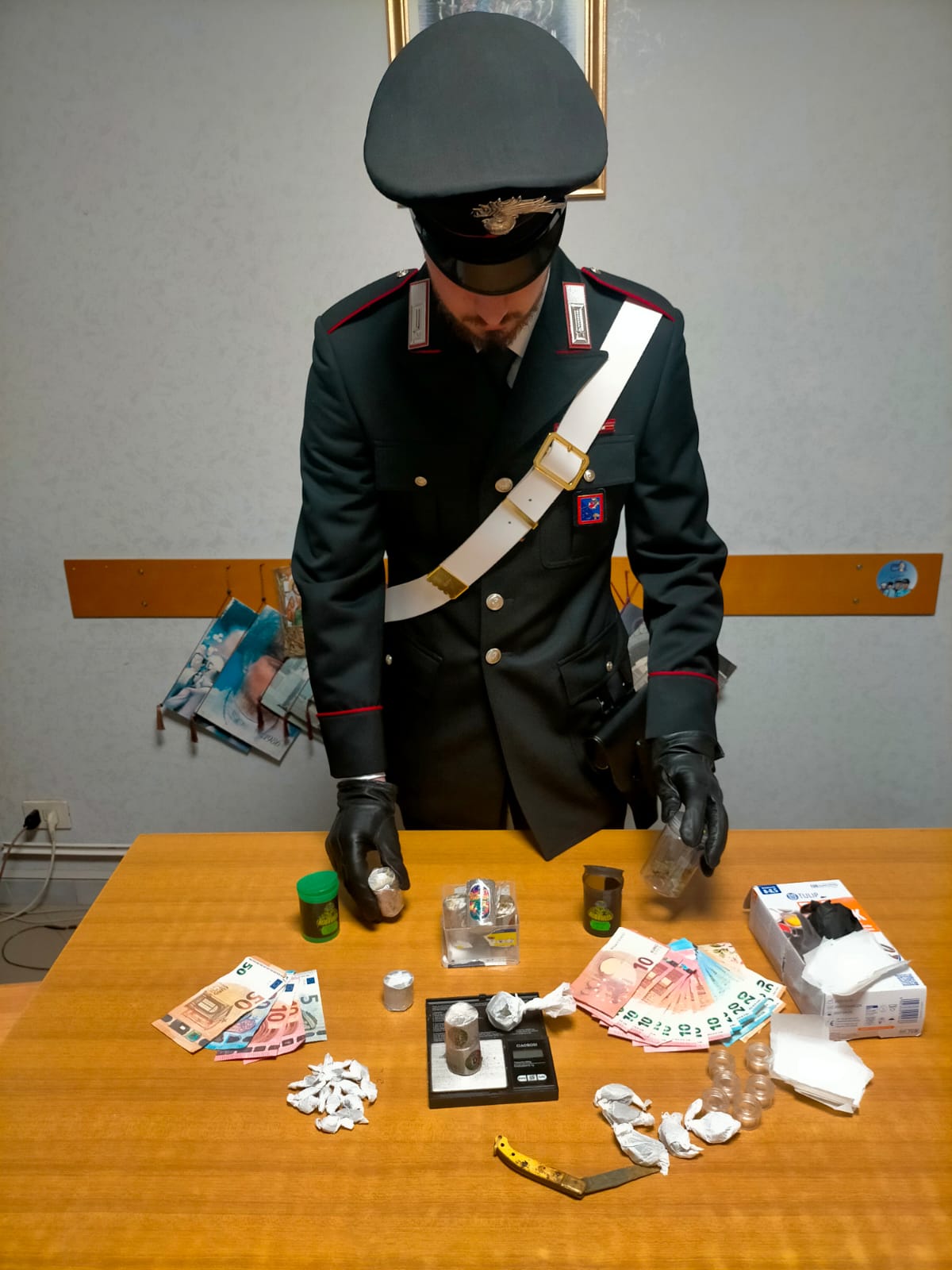 Arresto in flagranza per detenzione ai fini di spaccio a Nettuno