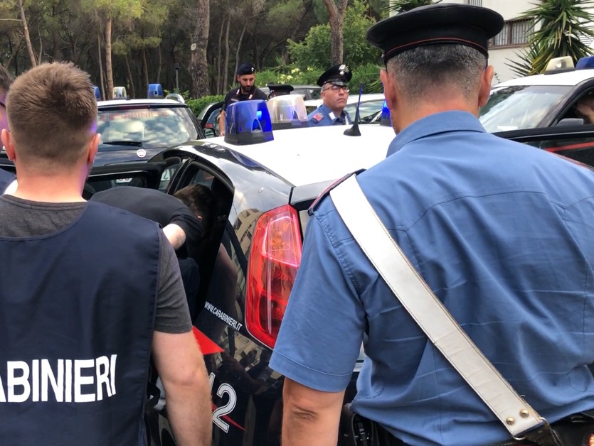 Tentato matricidio in via Portuense: 58enne in manette