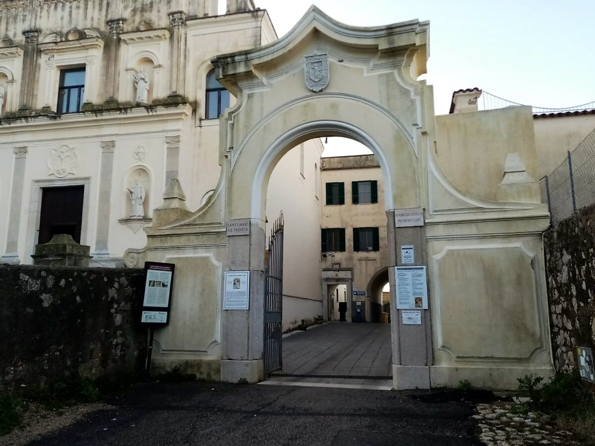 Santuario della Montagna Spaccata di Gaeta chiuso per restauro