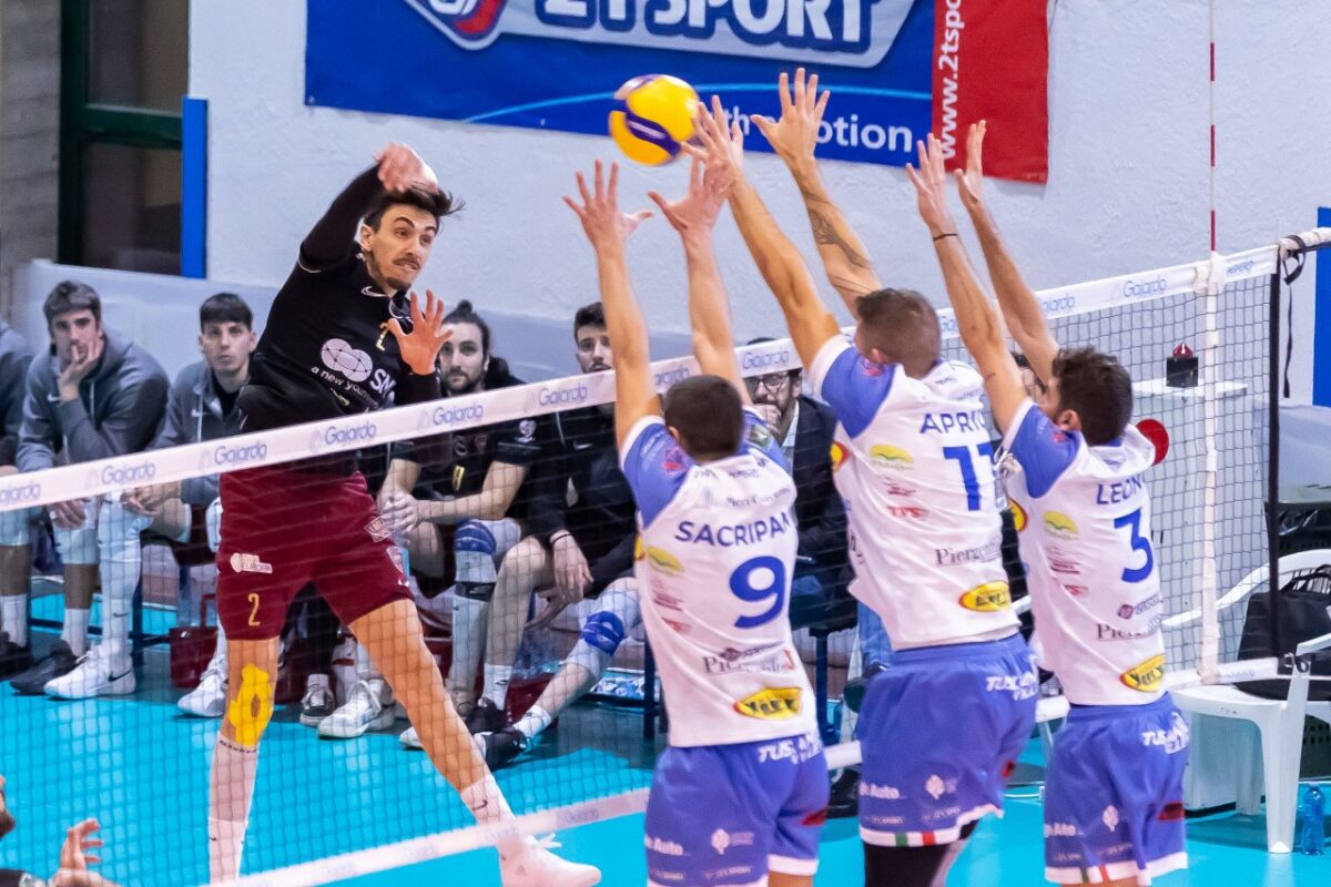 Smi Roma Volley battuta in rimonta dal Tuscania