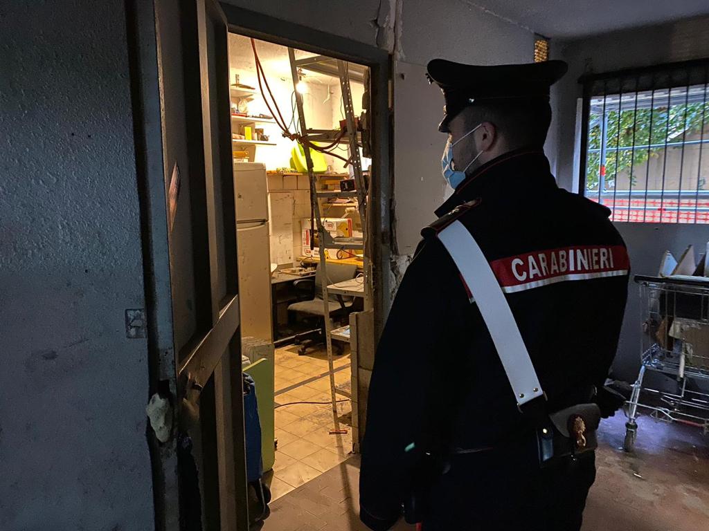 Occupazioni e allacci abusivi a Tor Bella Monaca