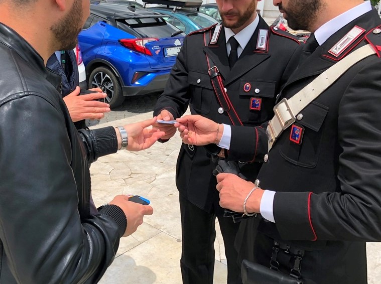 Servizio coordinato di controllo dei Carabinieri con tre arresti