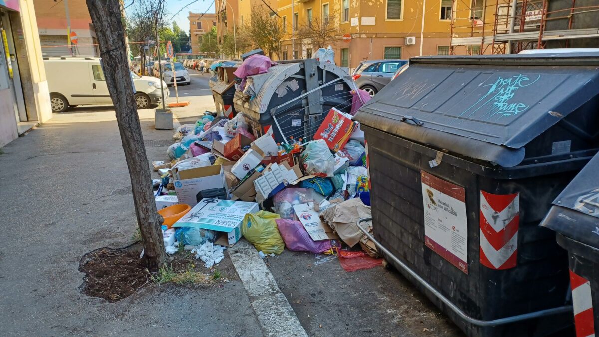 Roma nel caos rifiuti