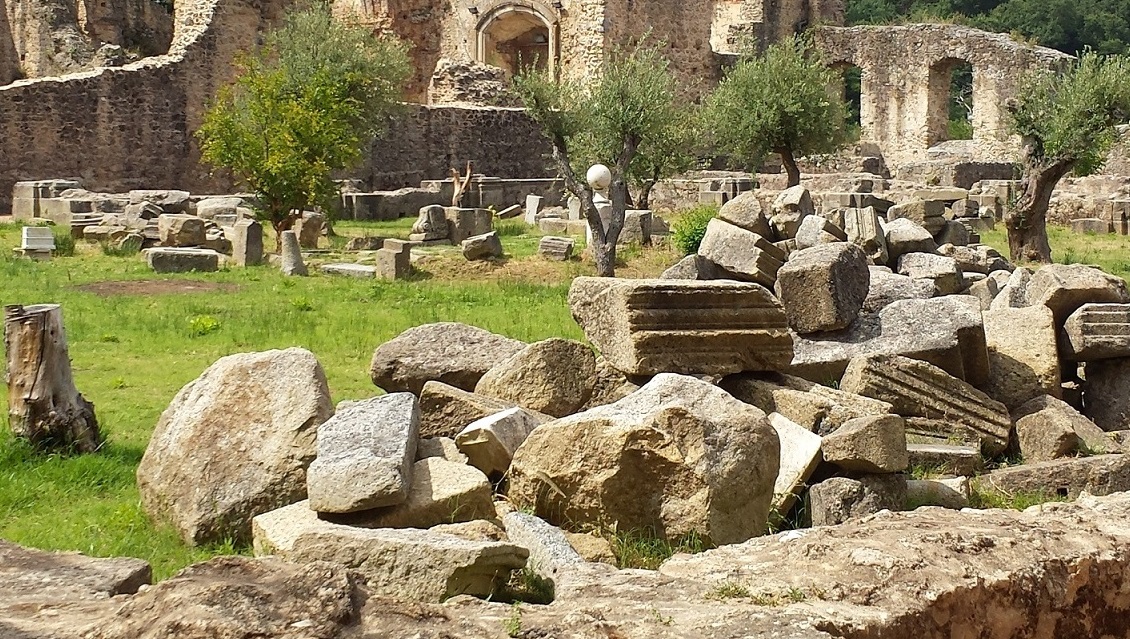 Indagini archeologiche su via Nomentum-Eretum