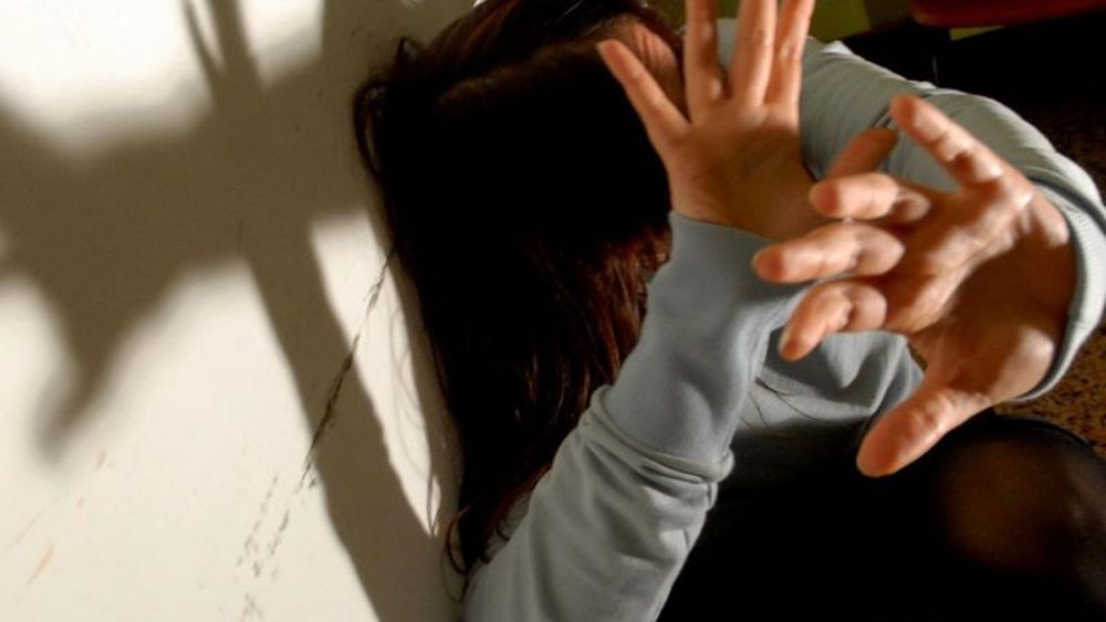 Violenze ad ex compagna