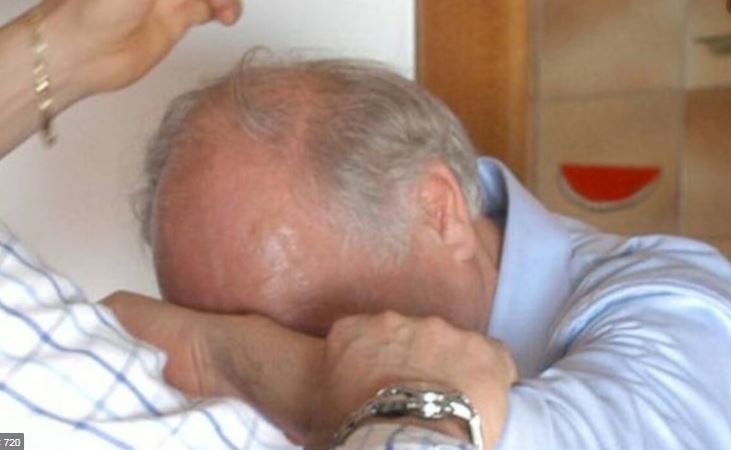 Anzio picchia il padre