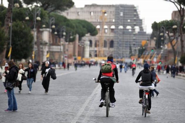 Slitta la domenica senz'auto