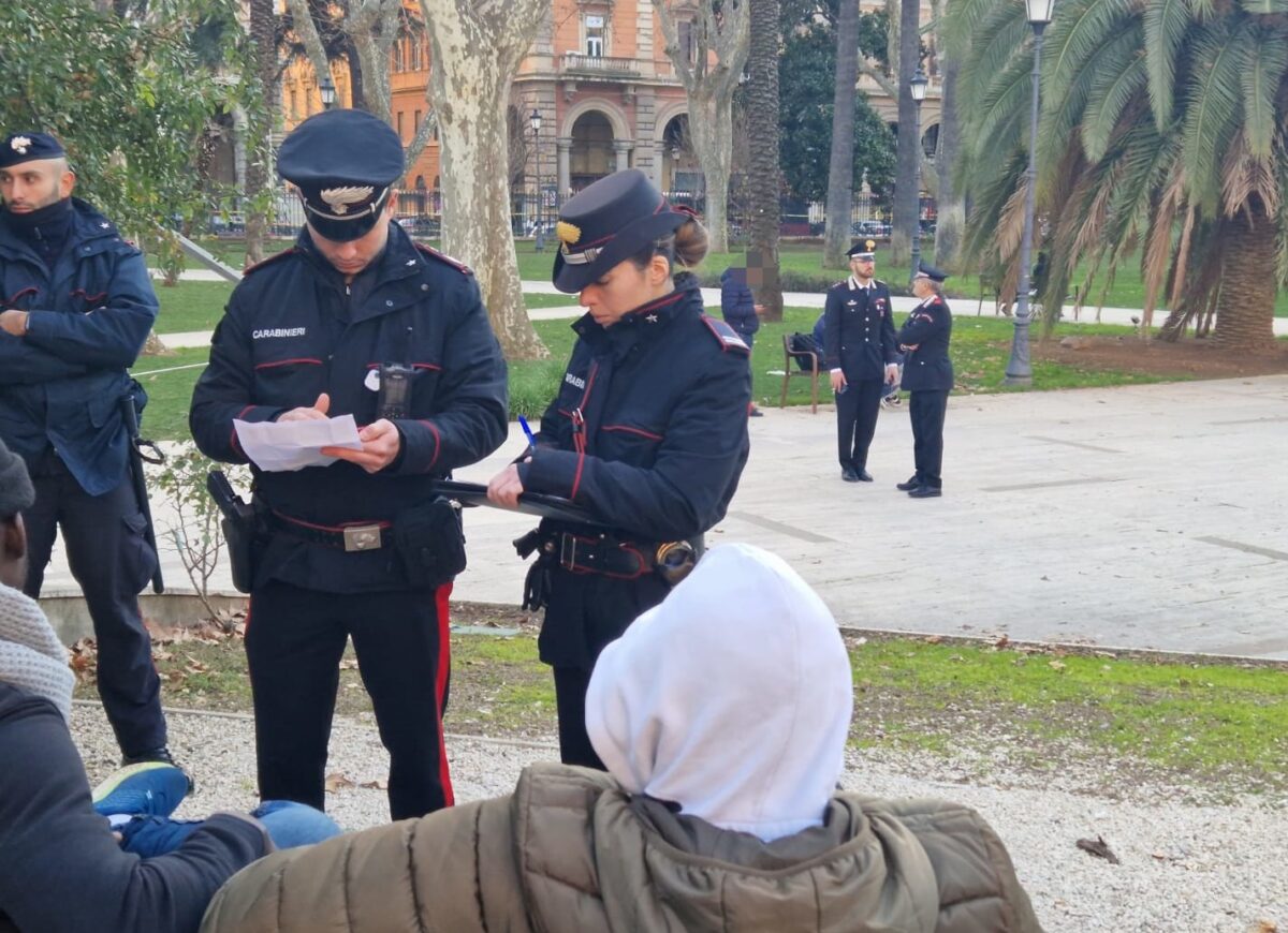 Piazza Vittorio Emanuele II sotto la lente delle forze dell'ordine