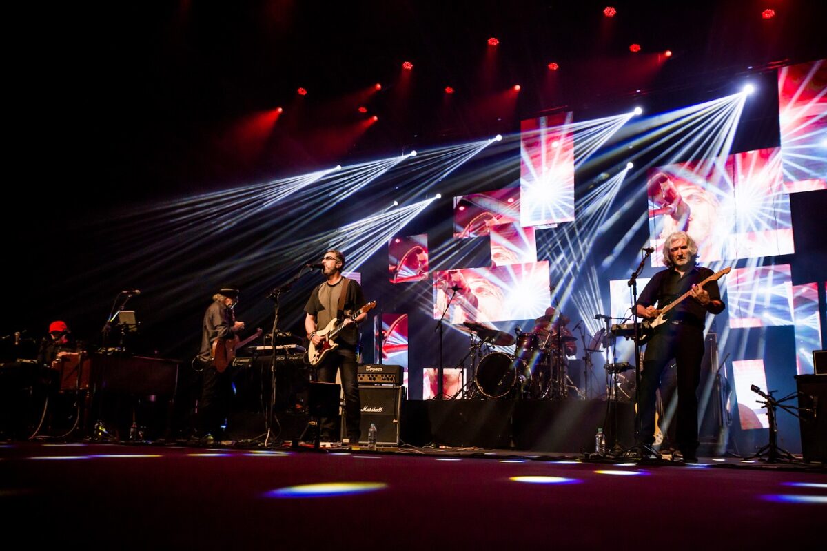 DSL Dire Straits Legacy chiuderanno in Italia il tour mondiale