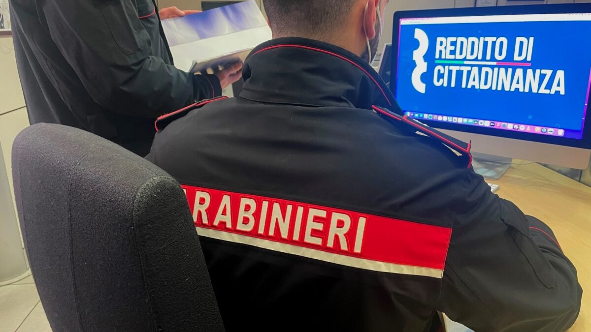 61 denunciati reddito cittadinanza