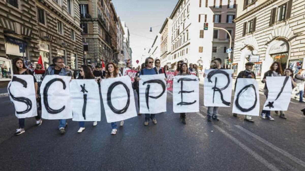 Scuola sciopero oggi studenti