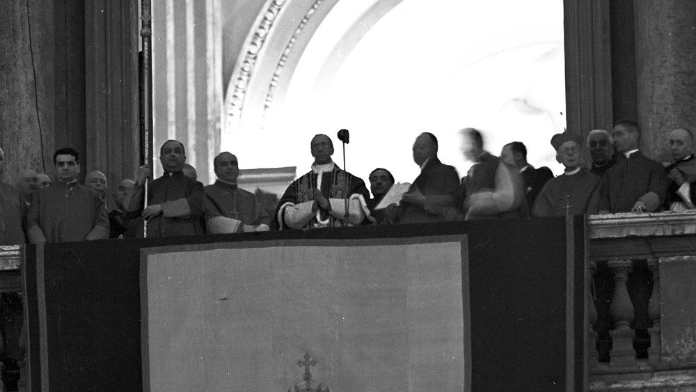 2 Marzo 1939 eletto Papa Pio XII