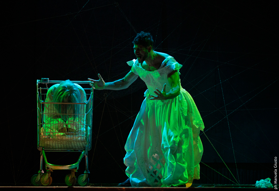 Le mammelle di Tiresia al Teatro 7 OFF dal 13 al 16 aprile