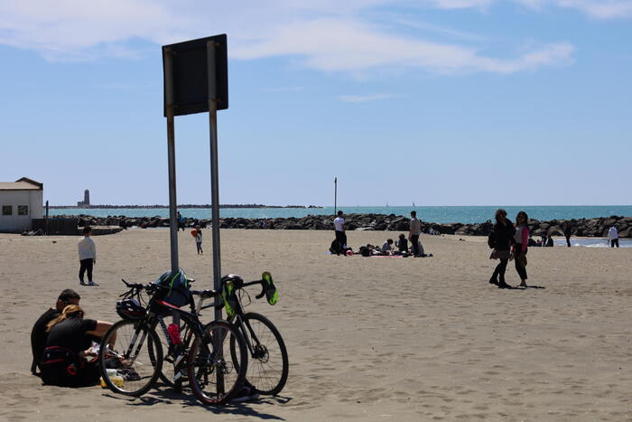 Girando per il camping armati: due in manette