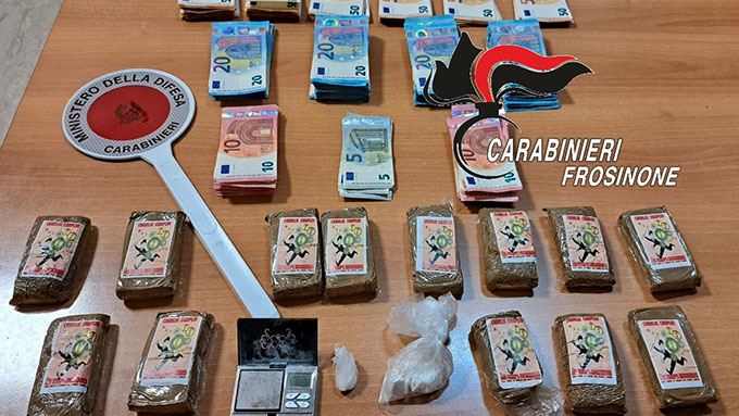 Due arresti per spaccio