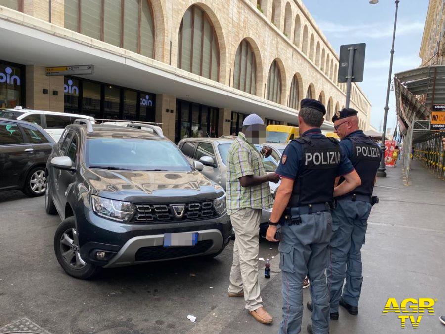 Turisti rapinati a Roma Termini