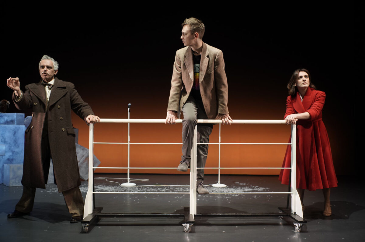 Uno spettacolo di fantascienza al Teatro India