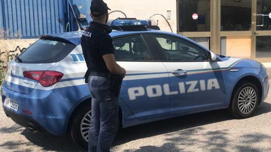 Rubano due auto arrestati