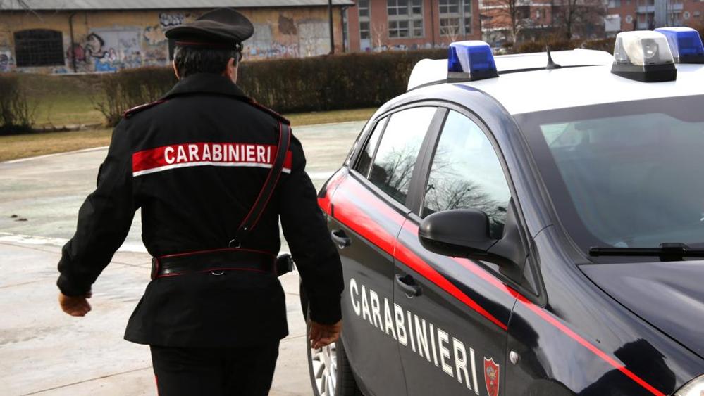Disabile rapinato da 2 giovani
