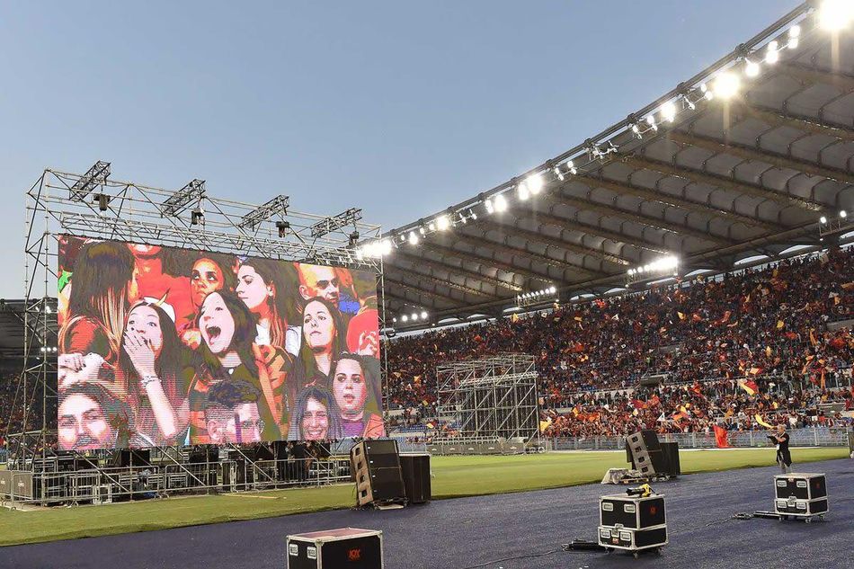 Per l'Olimpico maxi schermi