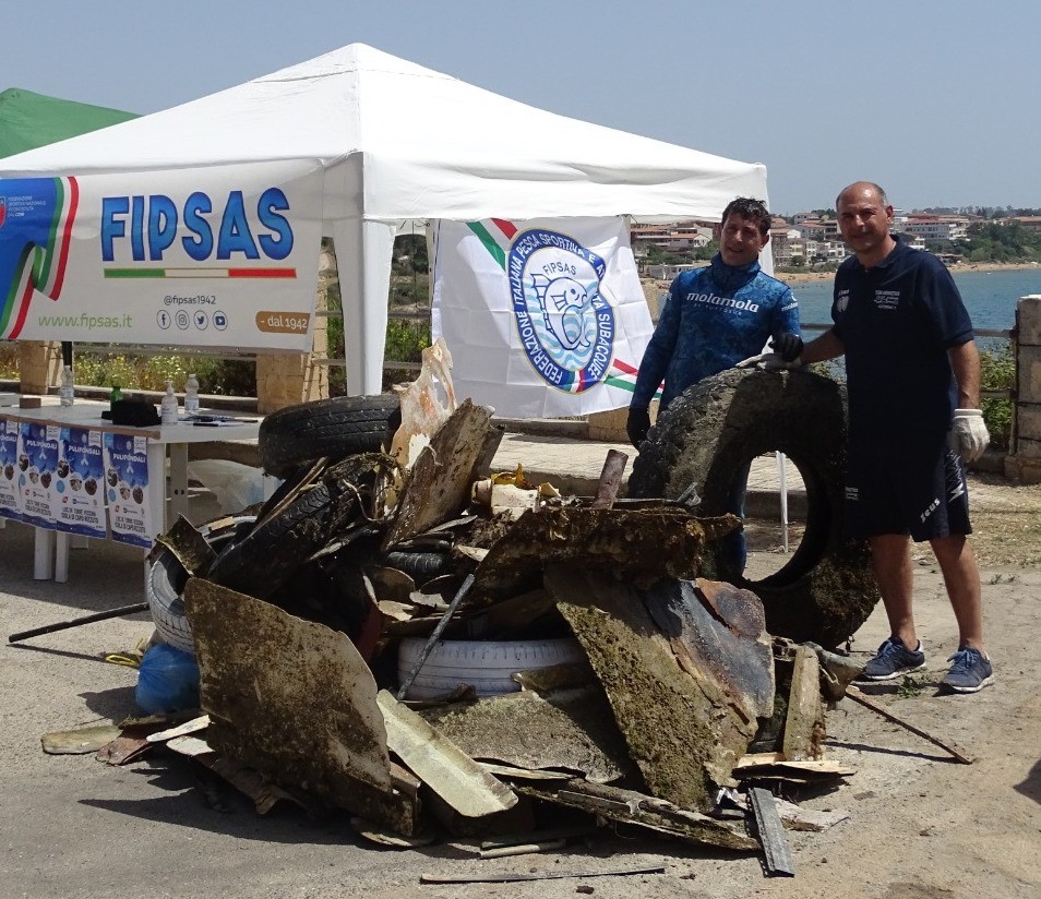 Tesserati FIPSAS in azione il 5 giugno per Pulifondali e Pulispiagge